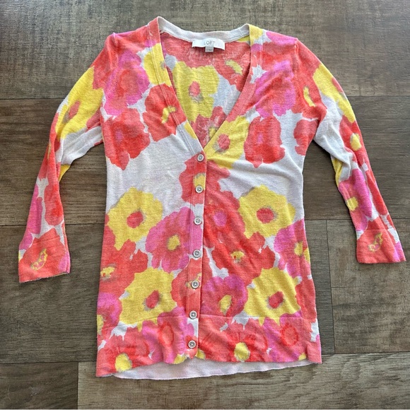 LOFT Sweaters - Loft Floral button front V neck cardigan sweater Pink orange tan yellow
